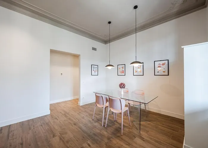 Апартаменты Luxury By The Sea - Design With Ac *